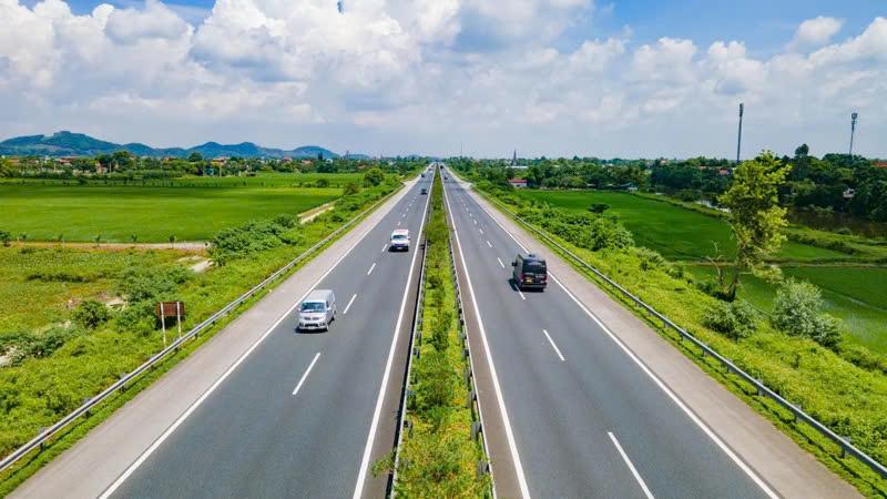 Phân luồng giao thông tạm thời trên cao tốc Cầu Giẽ-Ninh Bình