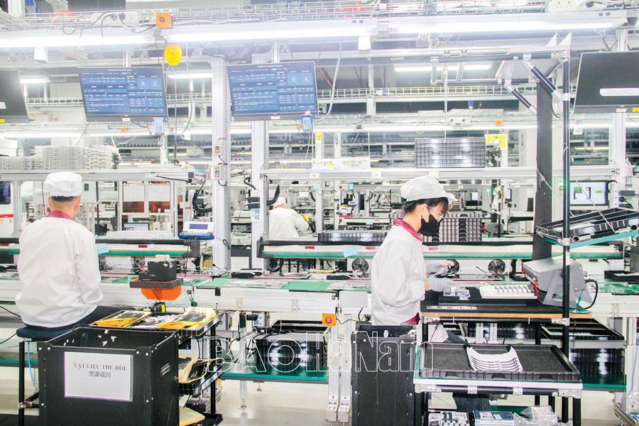 Đôn đốc triển khai thực hiện các kịch bản tăng trưởng của từng địa phương năm 2025