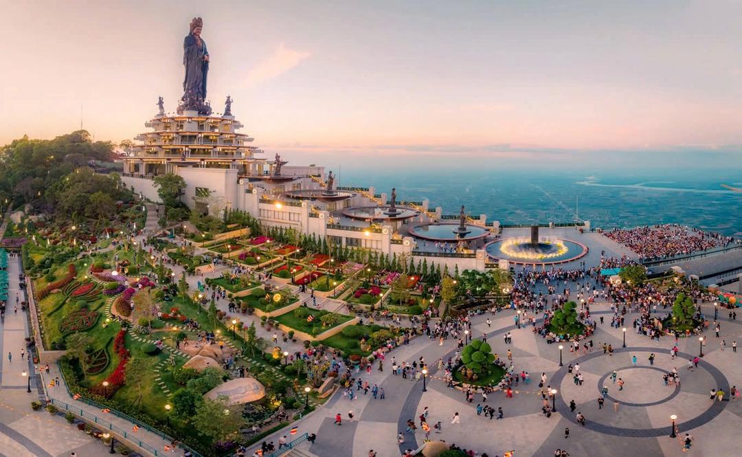 Đi đâu, chơi gì trong 3 ngày nghỉ lễ Giỗ Tổ Hùng Vương?