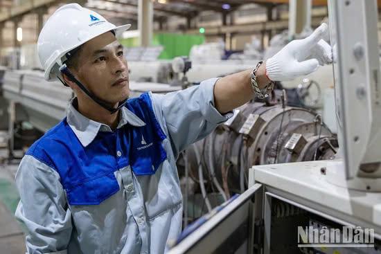 Nhận thức đúng đắn về vai trò của kinh tế tư nhân