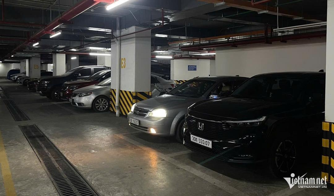 Vì sao cần phải bật đèn xe khi đi trong hầm?