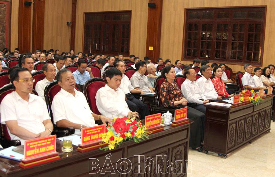 Ban Thường vụ Tỉnh ủy ban hành Hướng dẫn thực hiện Quy định số 144 của Bộ Chính trị về chuẩn mực đạo đức cách mạng của cán bộ, đảng viên trong giai đoạn mới