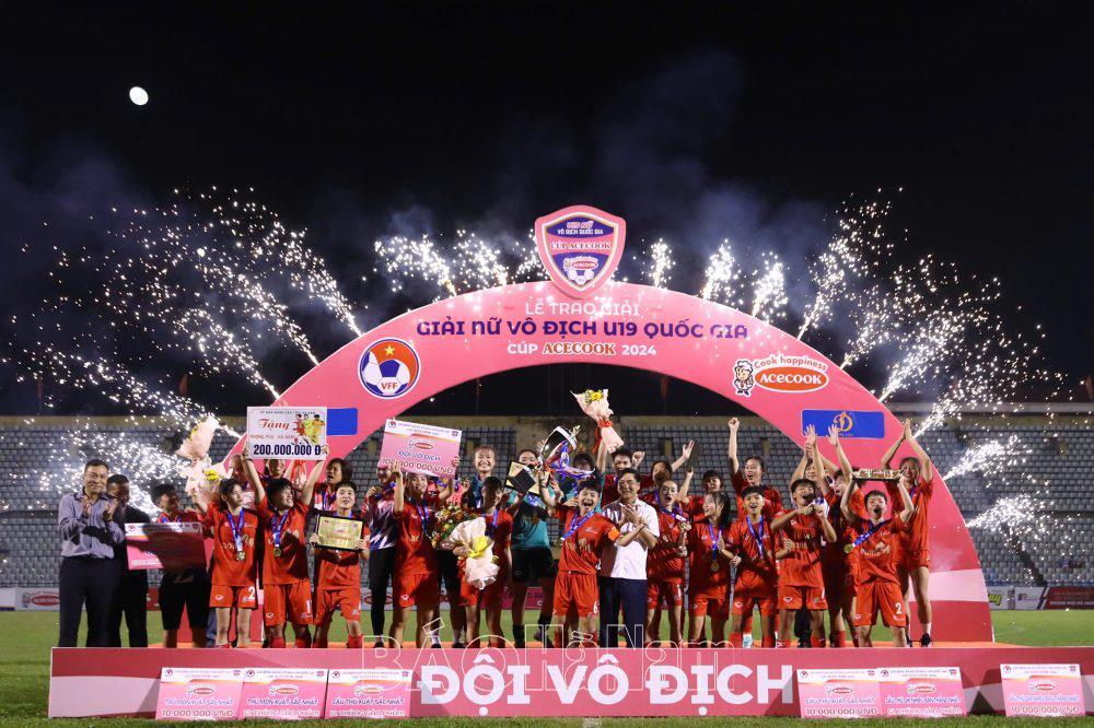 Giải nữ vô địch U19 quốc gia 2024 Phong Phú Hà Nam giữ vững danh hiệu vô địch