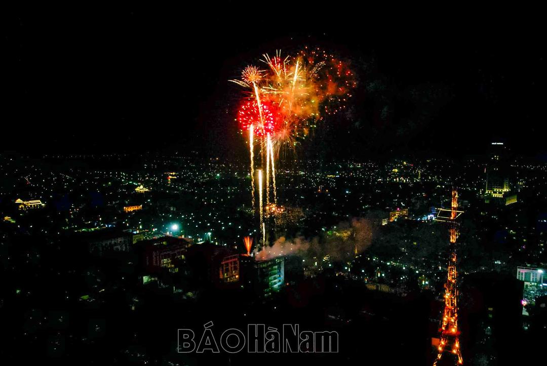 Kế hoạch bắn pháo hoa đêm giao thừa Tết Nguyên đán Ất Tỵ năm 2025