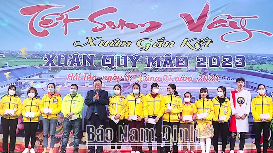 Chương trình “Tết sum vầy – Xuân gắn kết”