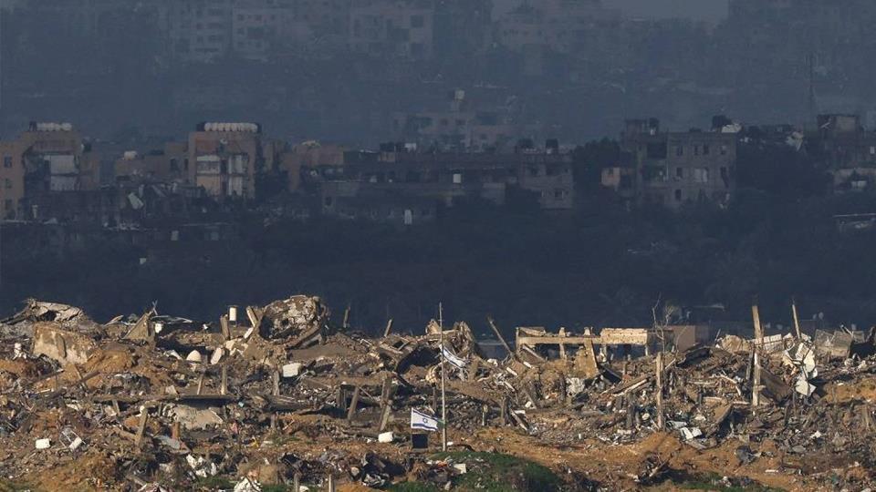 Israel tấn công các mục tiêu trên khắp Gaza