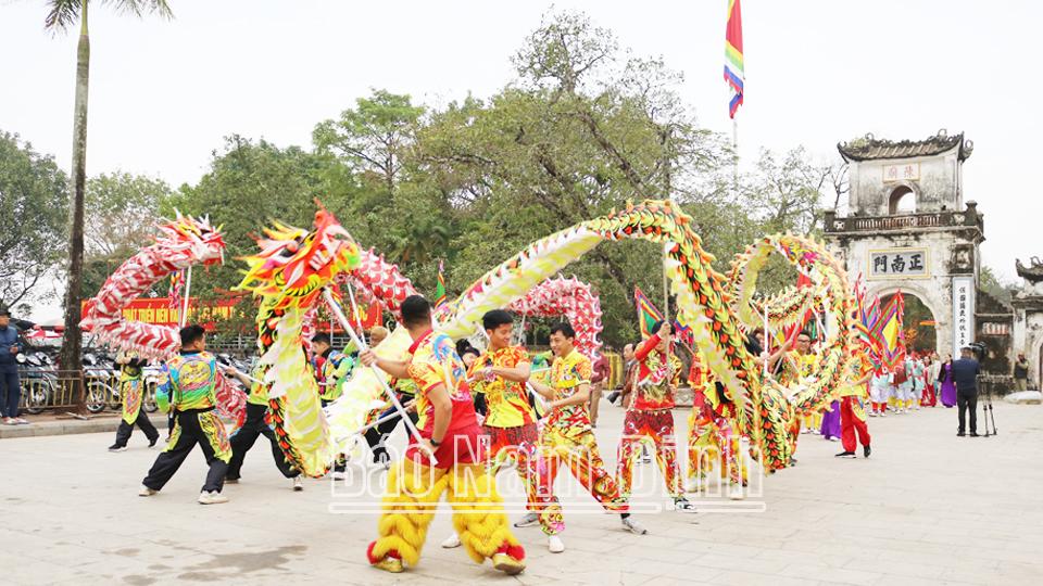 Chuyển biến tích cực trong công tác quản lý và tổ chức lễ hội mùa xuân