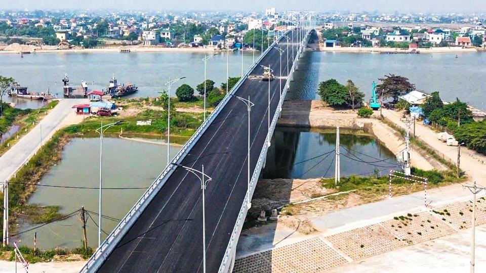 Khai thác tạm hạng mục đường dẫn và cầu Đống Cao từ ngày 15/1/2025