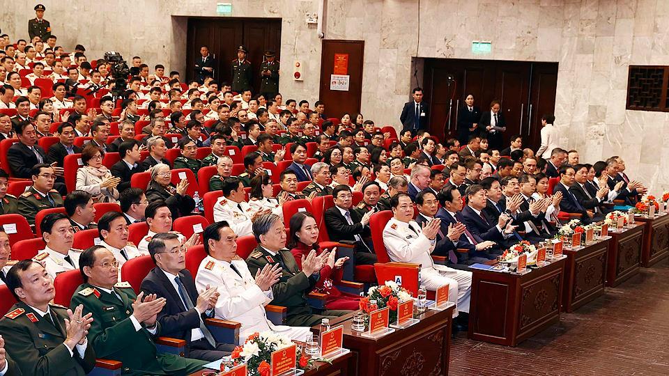 Kỷ niệm 70 năm Ngày thành lập lực lượng Cảnh vệ Công an nhân dân