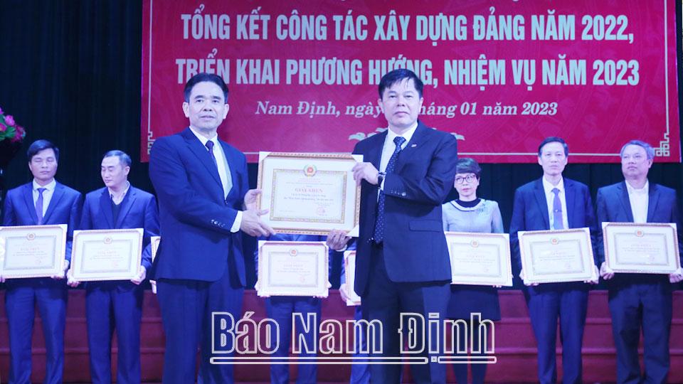 Hiệu quả việc học và làm theo Bác ở Đảng bộ Khối các Cơ quan và Doanh nghiệp tỉnh