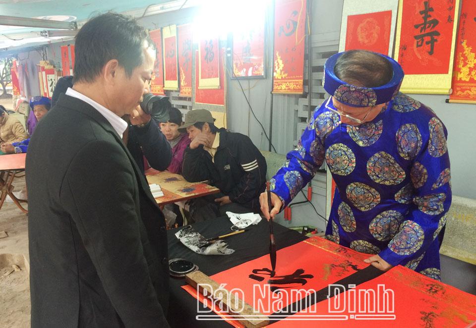 Gìn giữ nét đẹp văn hóa đầu Xuân