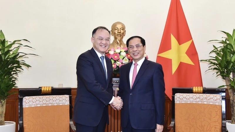 Thúc đẩy hợp tác thực chất, hiệu quả giữa Việt Nam và Trung Quốc