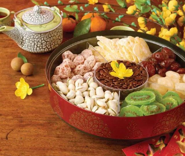 Cách chọn và ăn mứt Tết an toàn cho sức khỏe