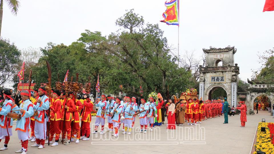 Nhiều hoạt động, nghi lễ đặc sắc trong Lễ hội Khai ấn Đền Trần Xuân Ất Tỵ năm 2025
