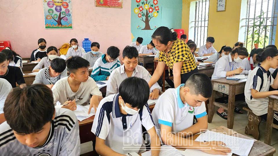 Miễn học phí cho học sinh công lập từ năm học mới 2025-2026