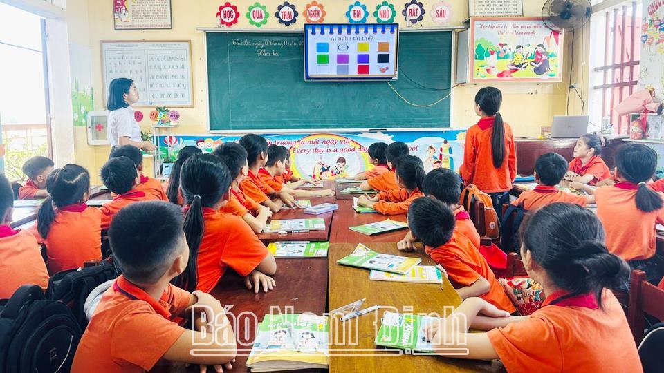 Xây dựng và khai thác học liệu số để nâng cao chất lượng dạy học