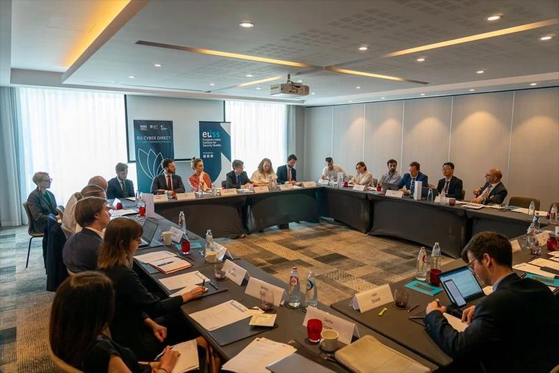 Bước tiến mới về quản lý không gian mạng