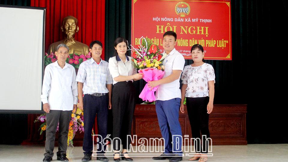 Các cấp Hội Nông dân tham gia bảo đảm trật tự an toàn giao thông