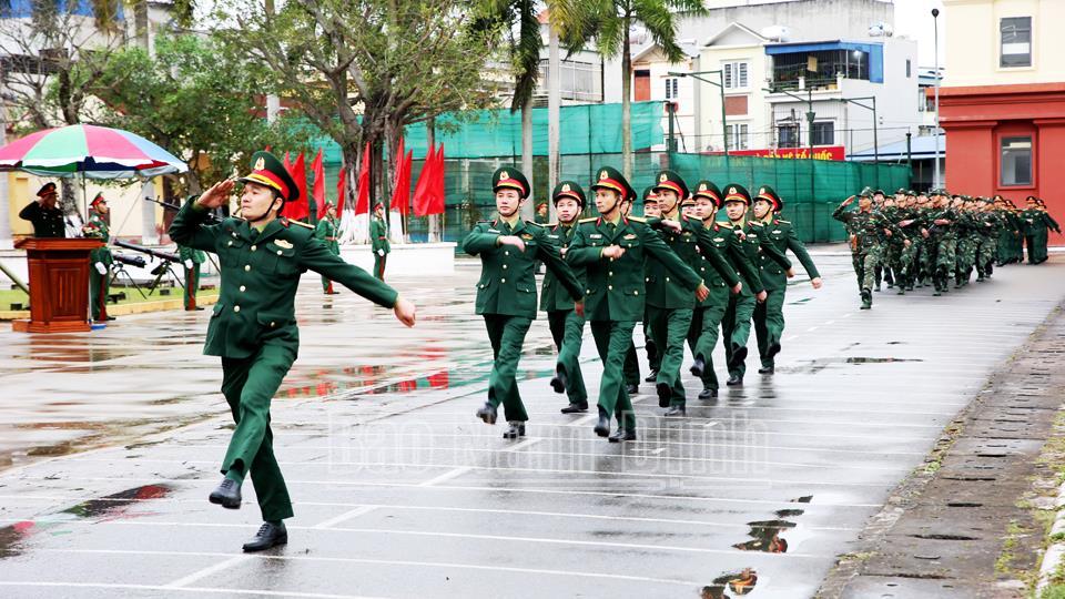 Lực lượng vũ trang tỉnh ra quân huấn luyện năm 2024