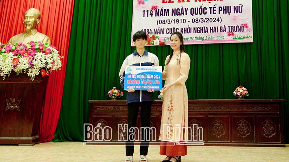 Lan toả thương yêutừ chương trình “Mẹ đỡ đầu”