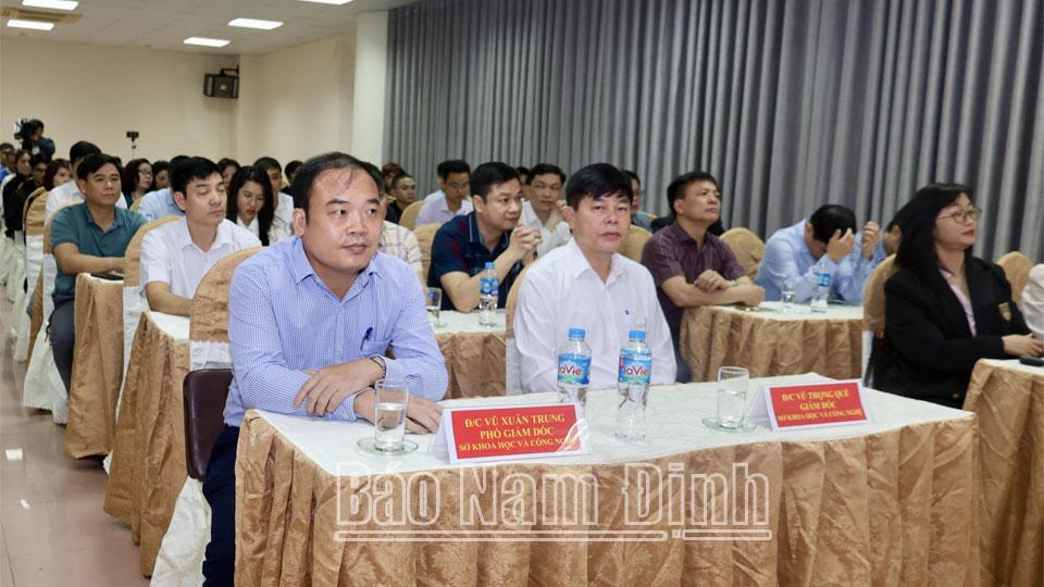 Hội thảo chiến lược chuyển đổi số và ứng dụng AI giúp doanh nghiệp tăng trưởng bền vững