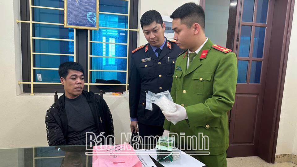 Triệt xoá đường dây buôn bán ma tuý trên không gian mạng