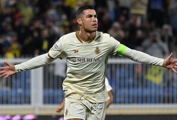 Ronaldo nối dài mạch phong độ thăng hoa