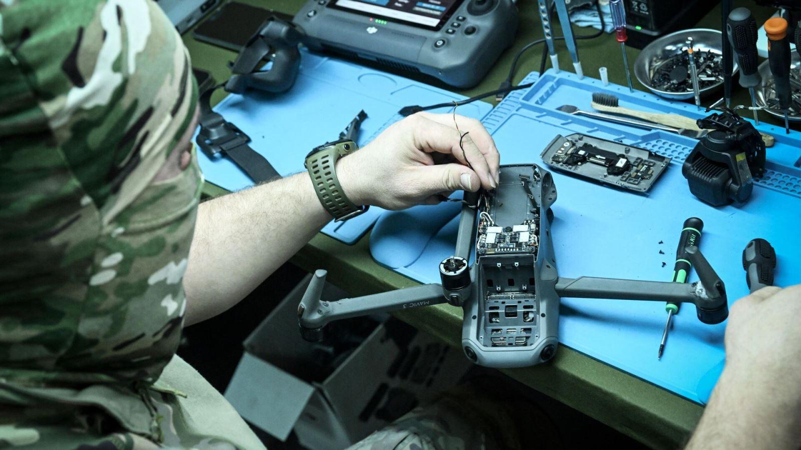 Nga tìm thấy công nghệ chương trình Sao Hỏa của NASA trong drone Ukraine