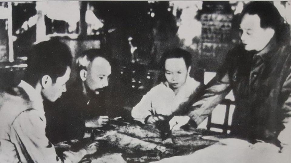Chiến thắng Điện Biên Phủ - thành công xuất sắc trong nghệ thuật chỉ đạo chiến tranh của Đảng