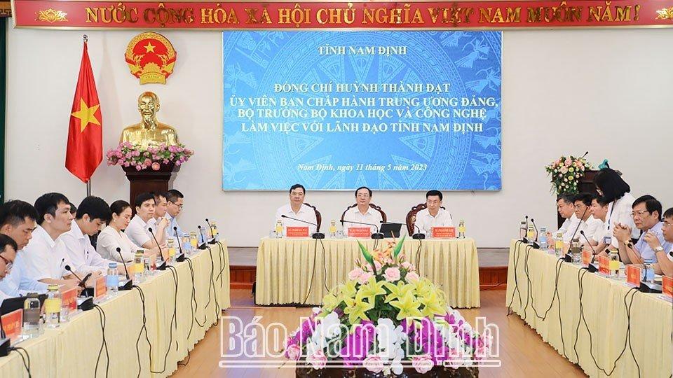 Đoàn công tác của Bộ Khoa học và Công nghệ làm việc tại tỉnh ta