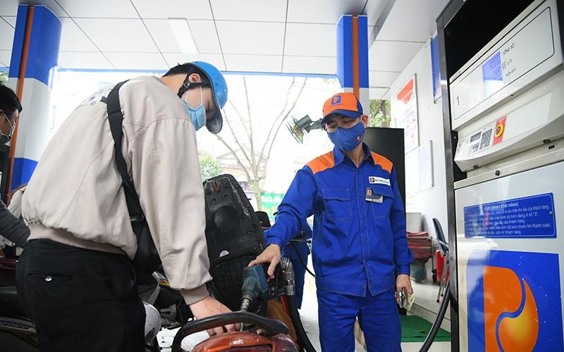 Giá xăng quay đầu tăng nhẹ tại kỳ điều hành ngày 22/5