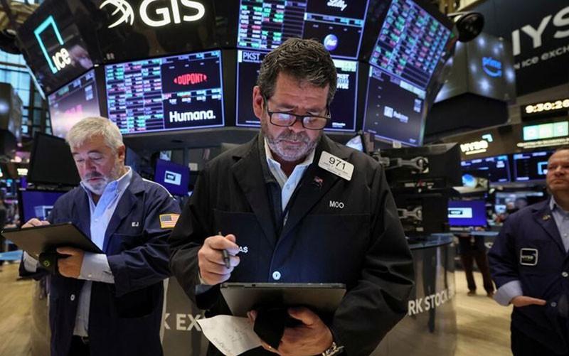 Fitch cảnh báo hạ bậc xếp hạng tín nhiệm của Mỹ