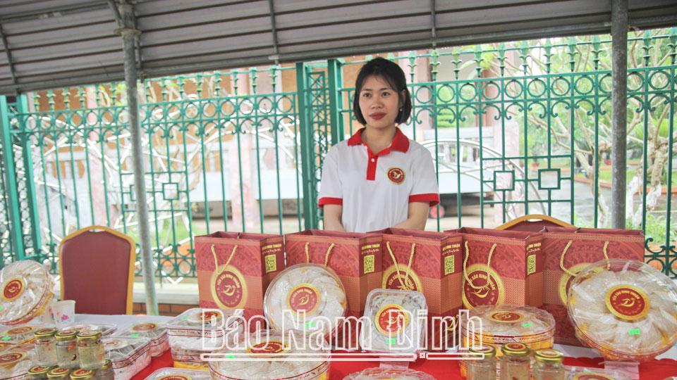 Nông dân Hải Hậu tích cực tham giachương trình “Mỗi xã một sản phẩm”