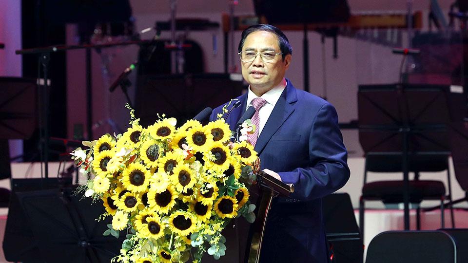 Thủ tướng Chính phủ Phạm Minh Chínhdự Lễ khánh thành Nhà hát Hồ Gươm