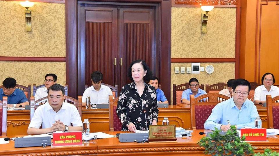 Thường trực Ban Bí thư chủ trì giao banvới các Ban cán sự Đảng ở Trung ương