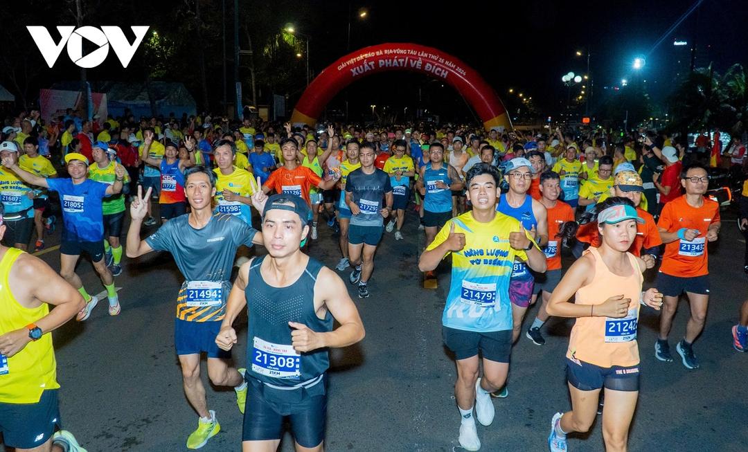 Gần 3.200 runners trải nghiệm cung đường ven biển ở TP.Vũng Tàu