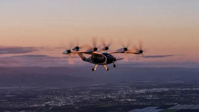 Taxi bay đạt hành trình kỷ lục dài 842km