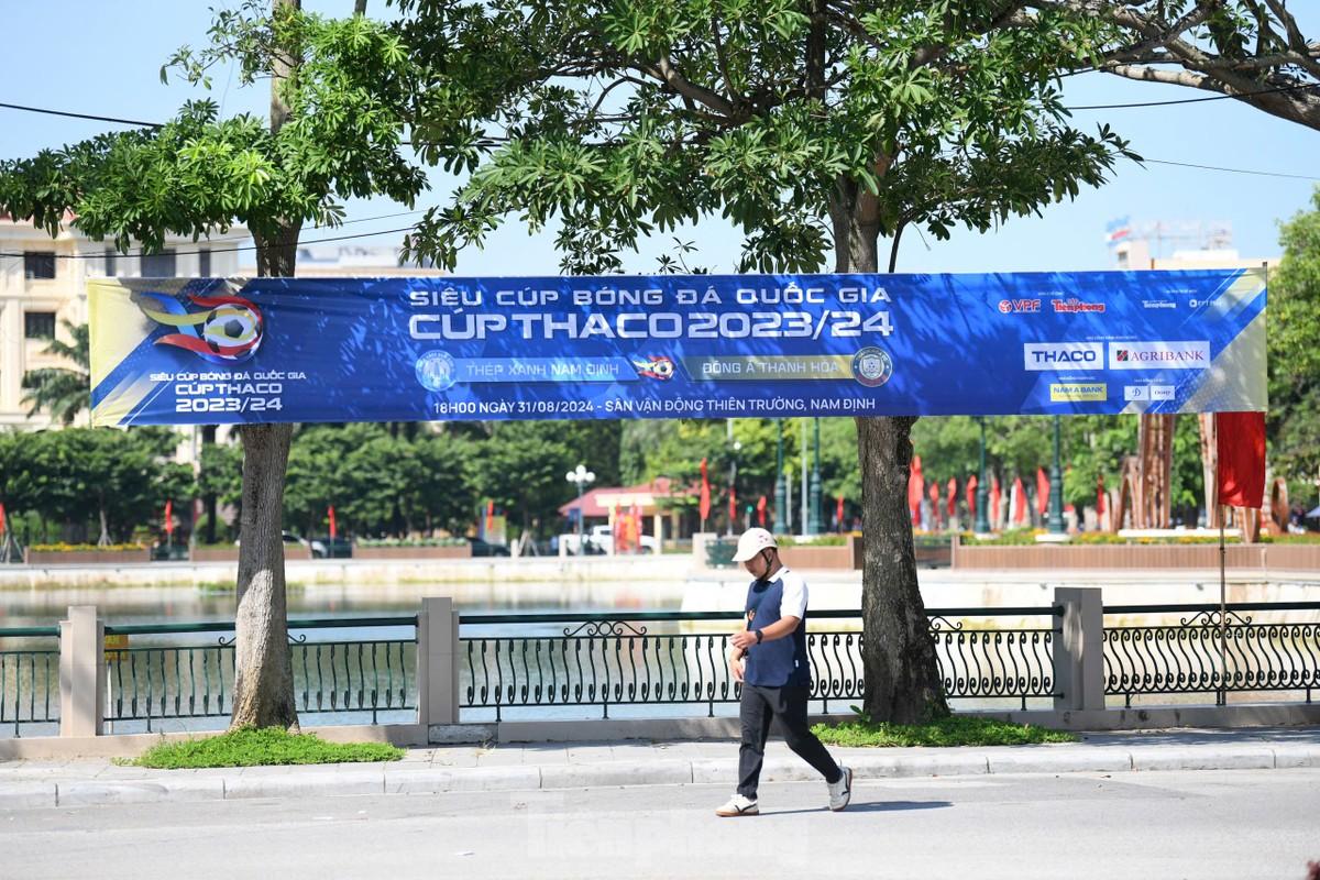 Thành phố Nam Định đón Siêu Cúp bóng đá Quốc gia – Cúp THACO 2023/2024