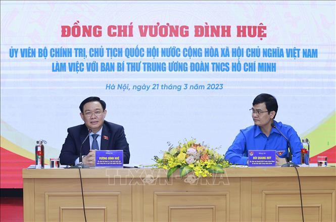 Tuổi trẻ Việt Nam tạo điểm nhấn chuyển đổi số