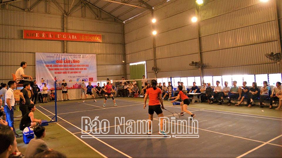 Công đoàn huyện Ý Yênhướng về người lao động