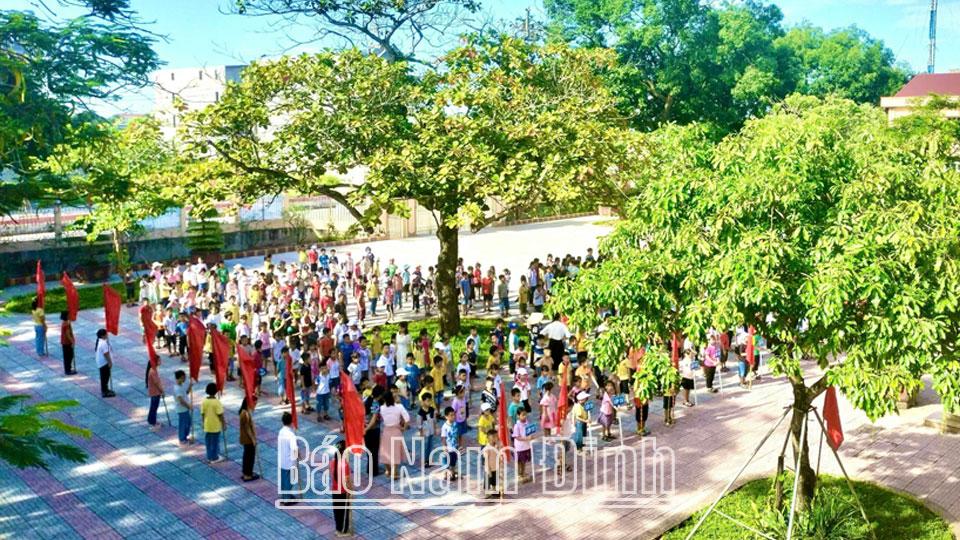 Tưng bừng ngày hội Toàn dân đưa trẻ đến trường: Ghi nhanhtrước thềm năm học mới 2024-2025