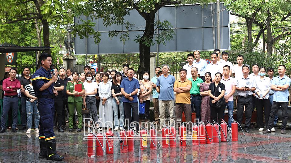Phường Thống Nhất tổ chức huấn luyện nghiệp vụ phòng cháy, chữa cháy