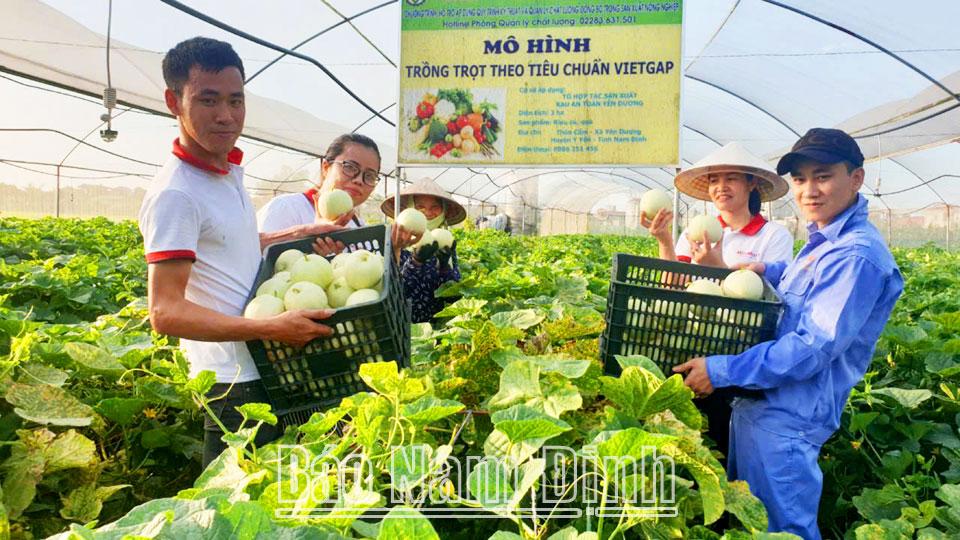 Tác phẩm tham dự giải báo chí Búa Liềm vàng lần thứ IX-2024: Đảng bộ xã Yên Dương nâng cao năng lực lãnh đạo, sức chiến đấu của tổ chức Đảng và đảng viên