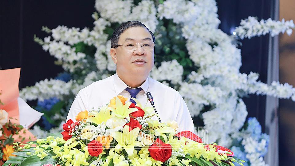 Các đồng chí lãnh đạo tỉnh gặp mặt doanh nghiệp, doanh nhân nhân Ngày Doanh nhân Việt Nam