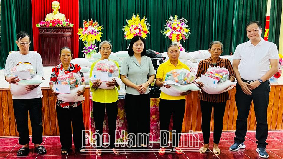 Kỷ niệm 94 năm ngày Thành lập Hội Liên hiệp Phụ nữ Việt Nam (20/10/1930 - 20/10/2024): Thiết thực chăm lo,hỗ trợ phụ nữ phát triển toàn diện