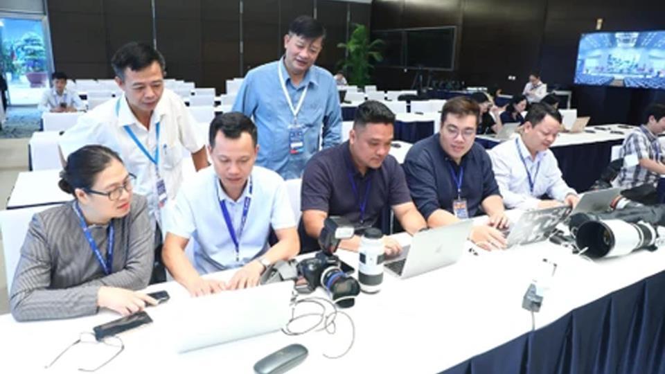 Bộ Thông tin và Truyền thông đề nghị Bộ Tài chính gỡ khó cho cơ quan báo chí