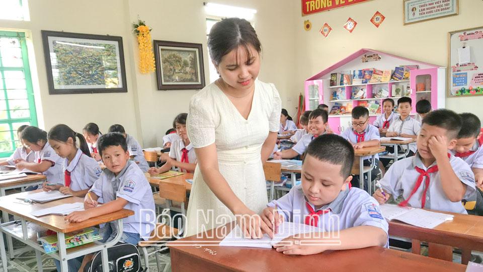 Tạo điều kiện cho học sinhthuộc diện hòa nhập phát triển tốt