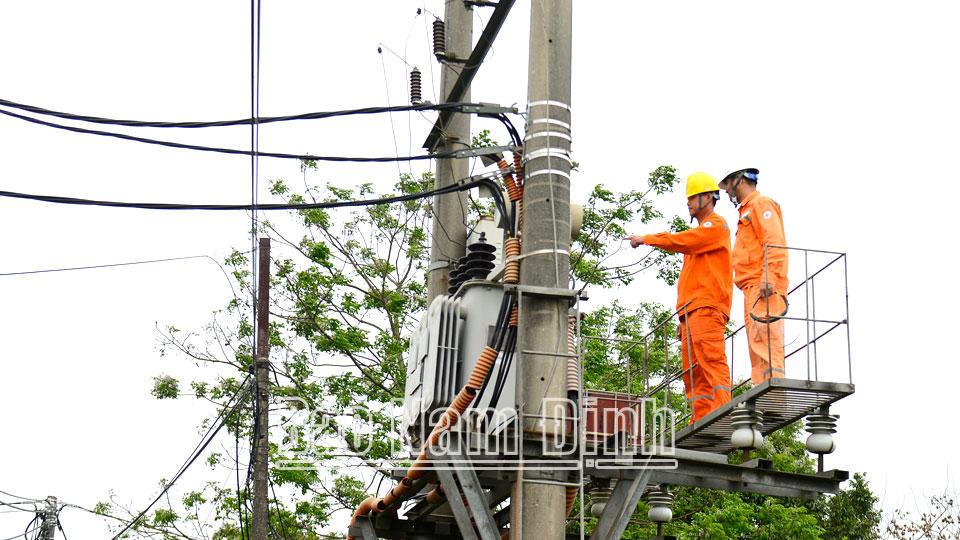 Quan tâm đầu tư, nâng cấphệ thống điện trên địa bàn tỉnh