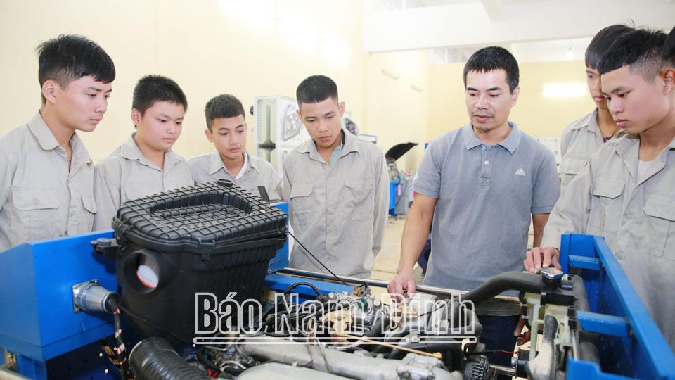 Chuyển đổi sốtrong các cơ sở giáo dục nghề nghiệp