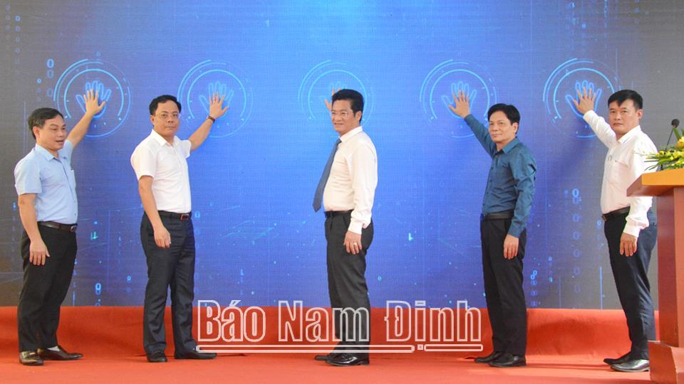 Hội nghị xúc tiến thương mại nông sản an toàn và khai mạcphiên chợ nông sản an toàn năm 2024